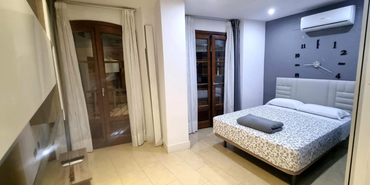 Apartamentos Salamanca Malaga Exterior photo