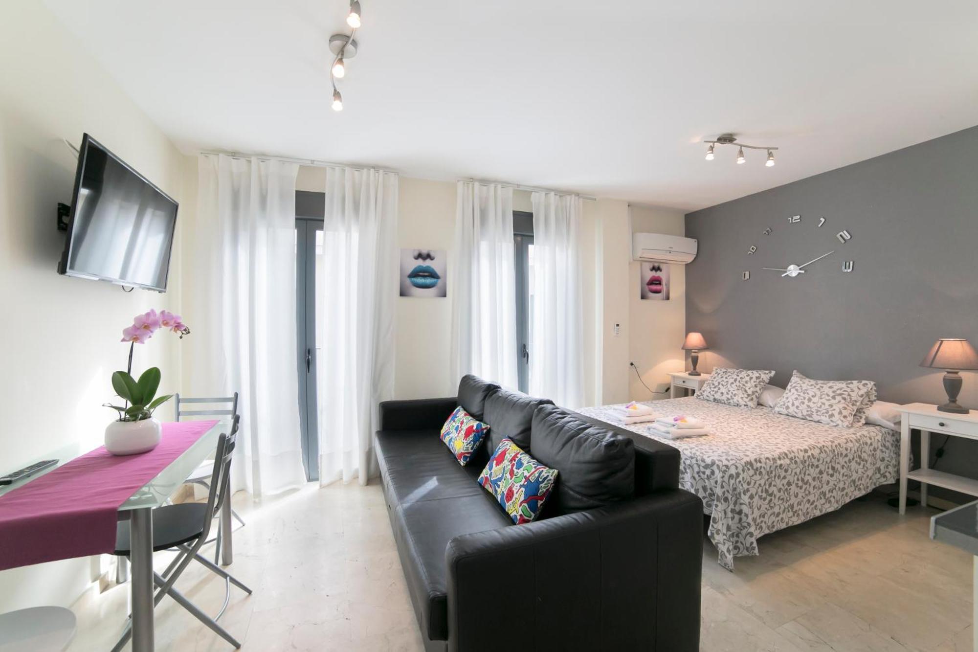 Apartamentos Salamanca Malaga Room photo