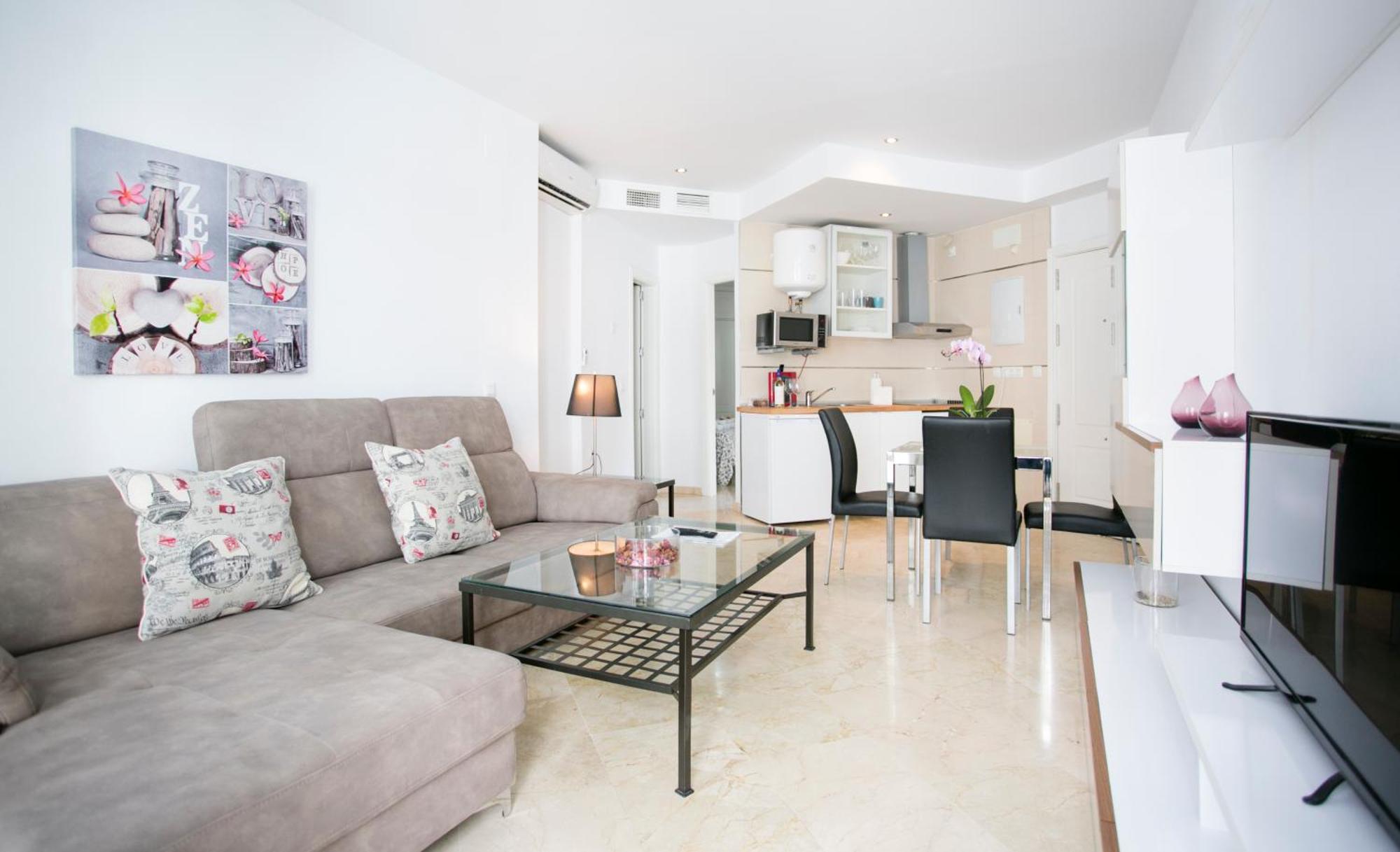 Apartamentos Salamanca Malaga Room photo