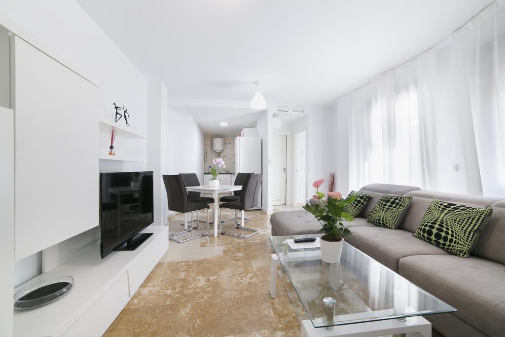 Apartamentos Salamanca Malaga Exterior photo