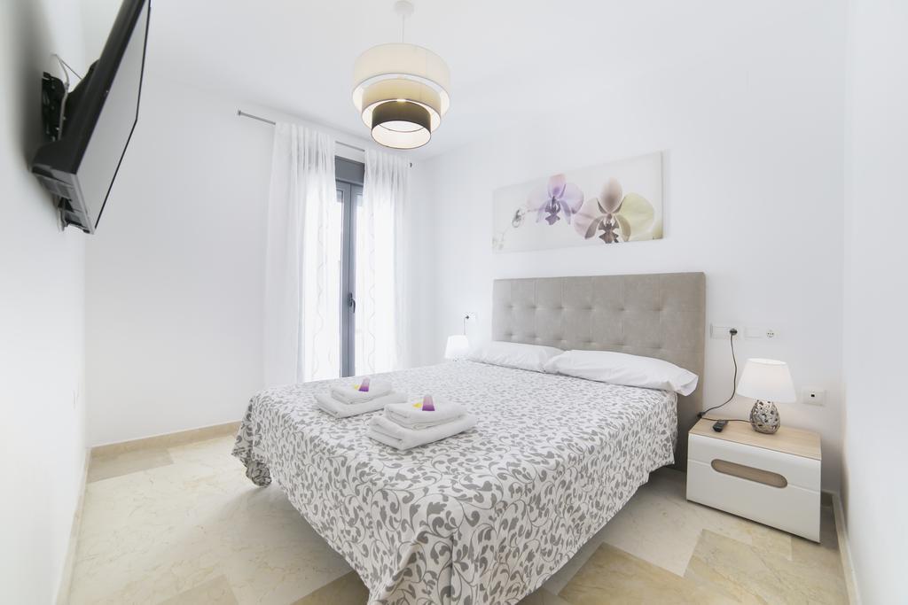 Apartamentos Salamanca Malaga Room photo