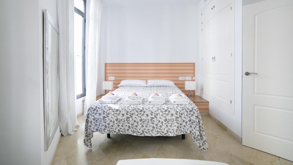 Apartamentos Salamanca Malaga Room photo